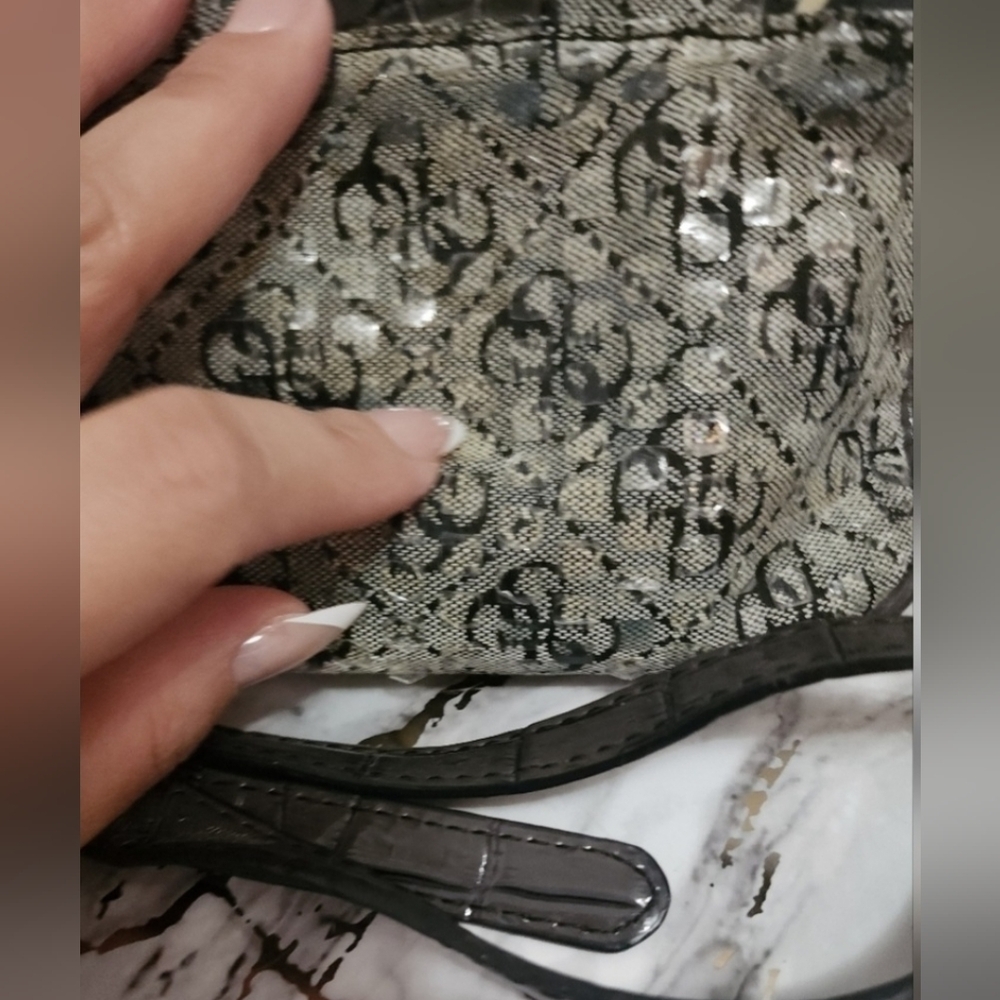 Vintage GUESS Gray and Black Monogram Sequin Mini Crossbody Bag - Picture 4 of 9